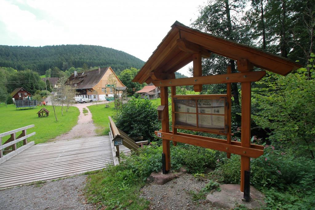 Landgasthof Untere Muehle Alpirsbach Exteriör bild